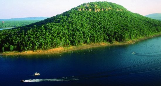 Greers Ferry Lake