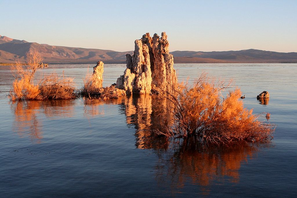 Mono_lake_tufa