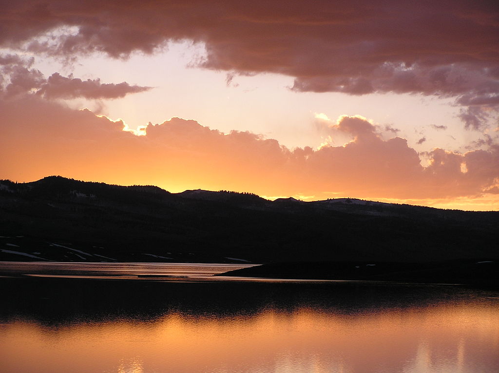 Strawberry-Reservoir-Sunset