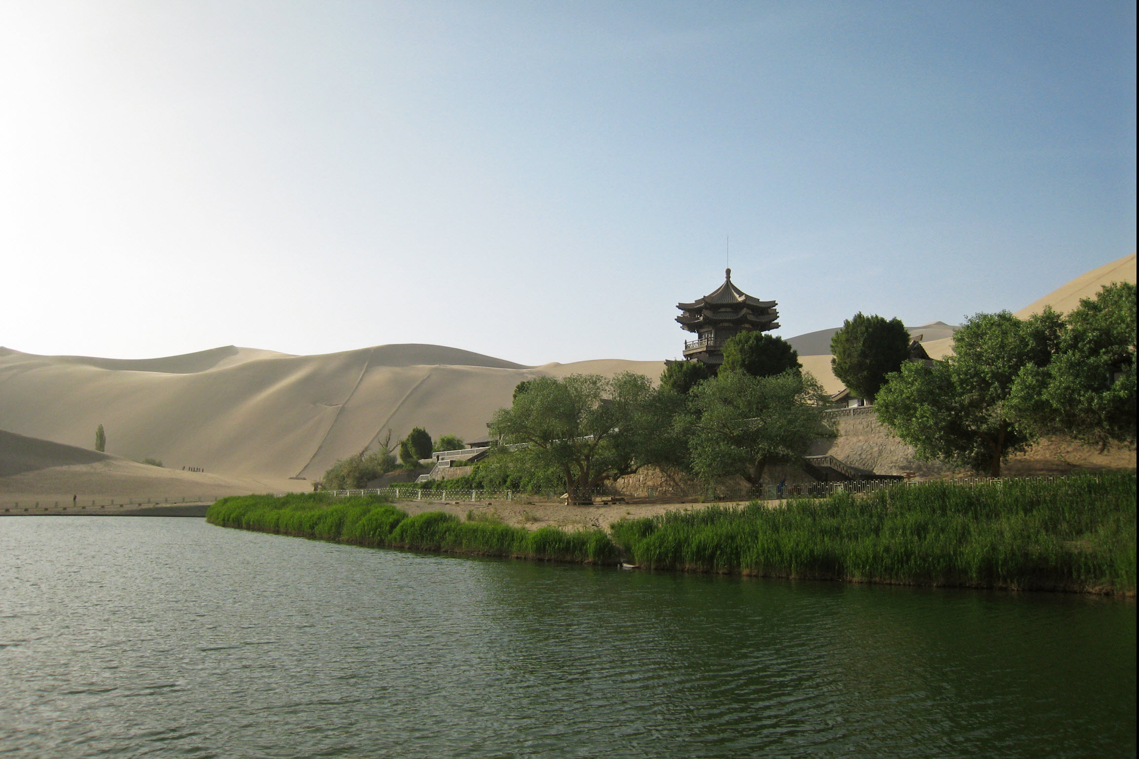 crescent lake gansu china