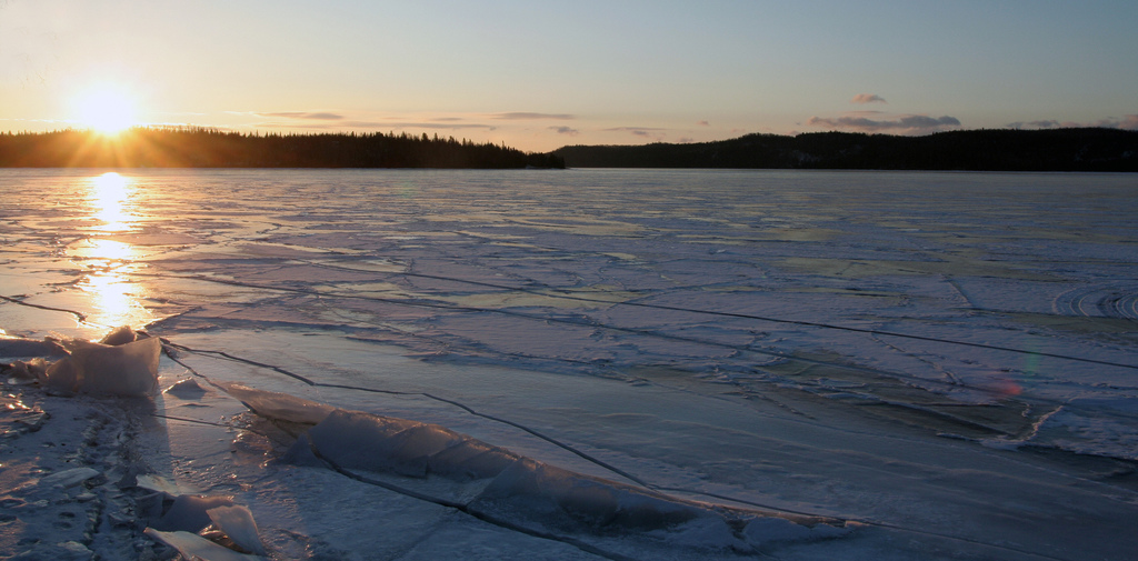 lake-superior-ice