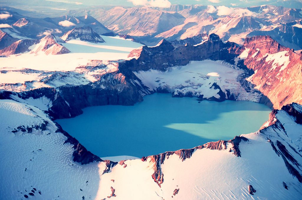 Katmai-Crater-Lake-Katmai