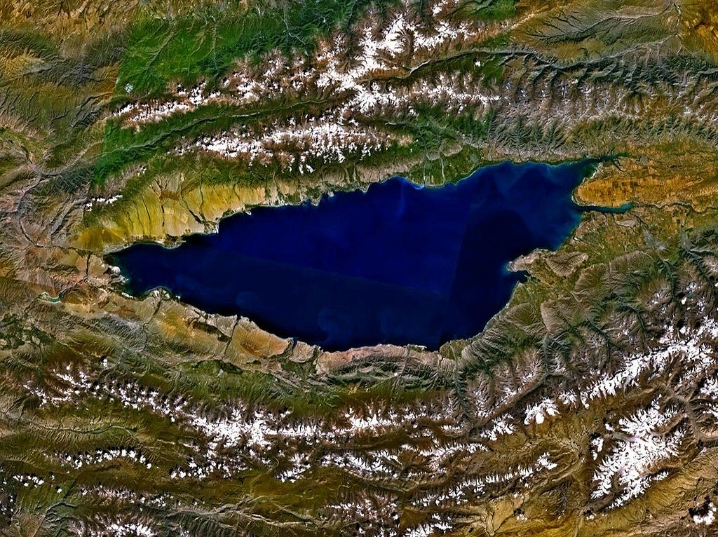 alpine lakes Issyk Kul