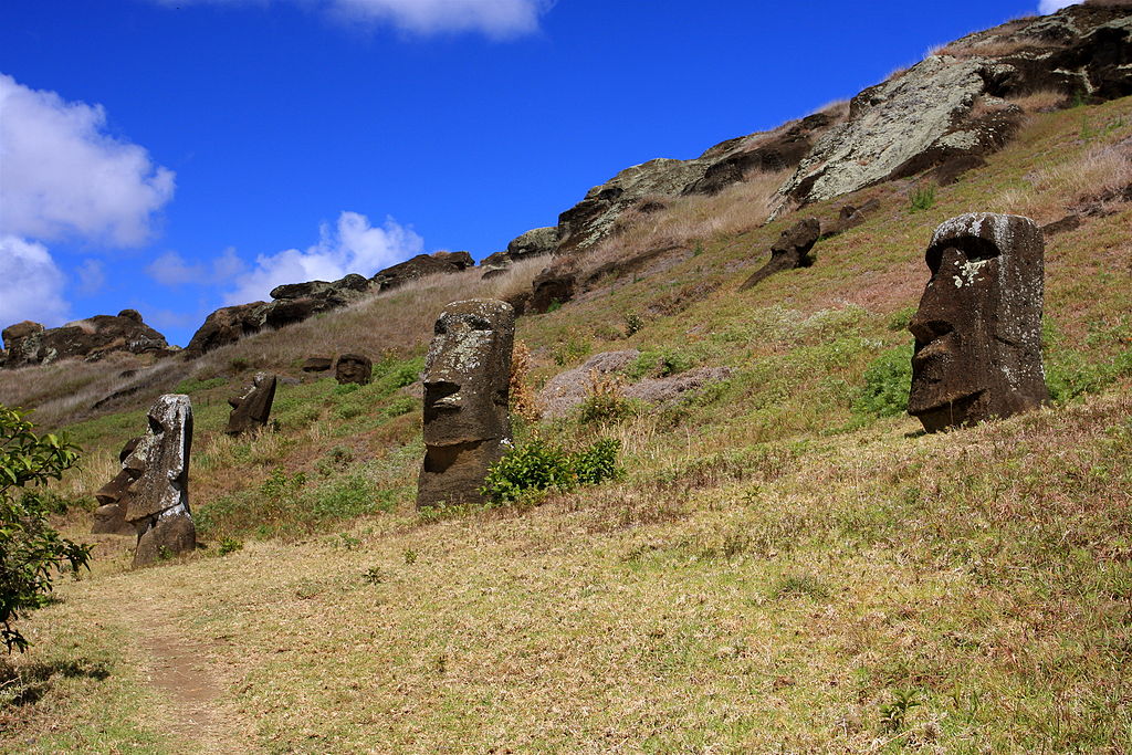 Moai-Rano-Raraku-Easter-Island