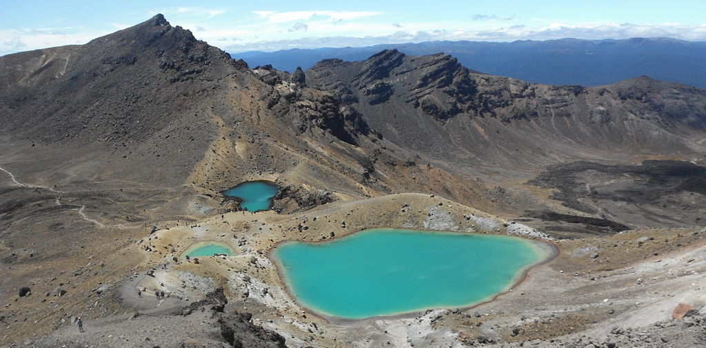 lakes new zealand / Emerald Lakes from the summit of Red Crater