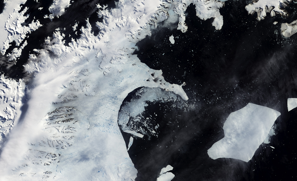 antarctic melt water larsen ice shelf