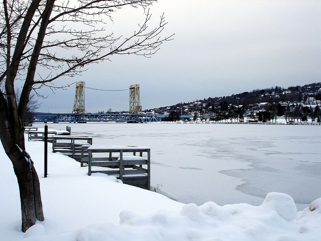 Keweenaw_Waterway_in_Winter