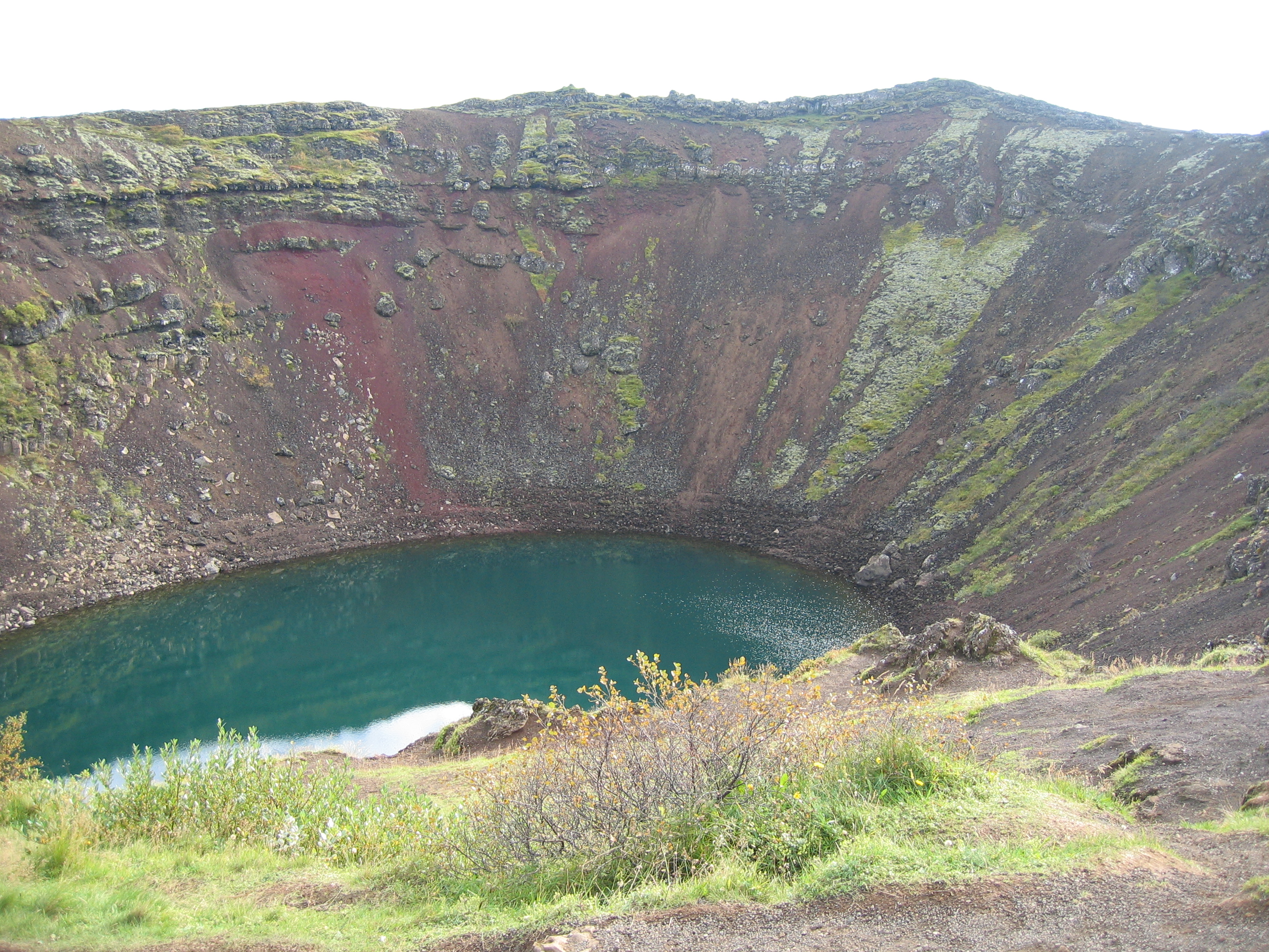 Kerid Crater Lake in September. (Credit: Public Domain)