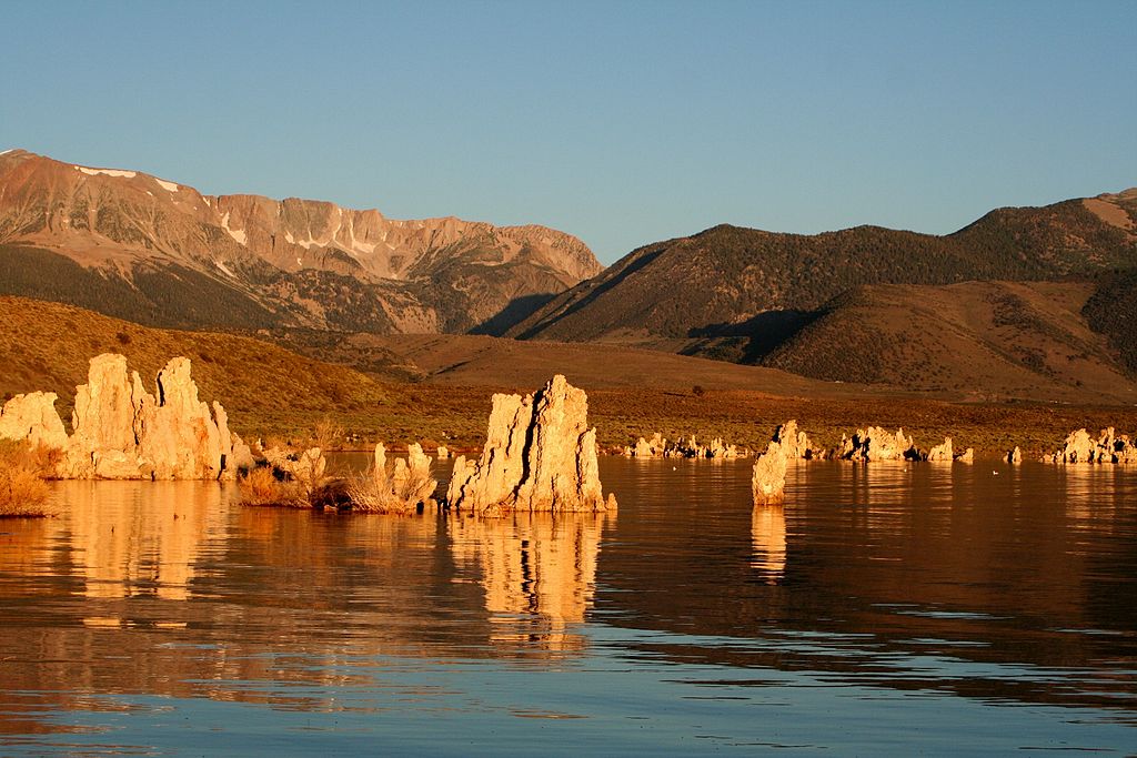 Mono lake tufa