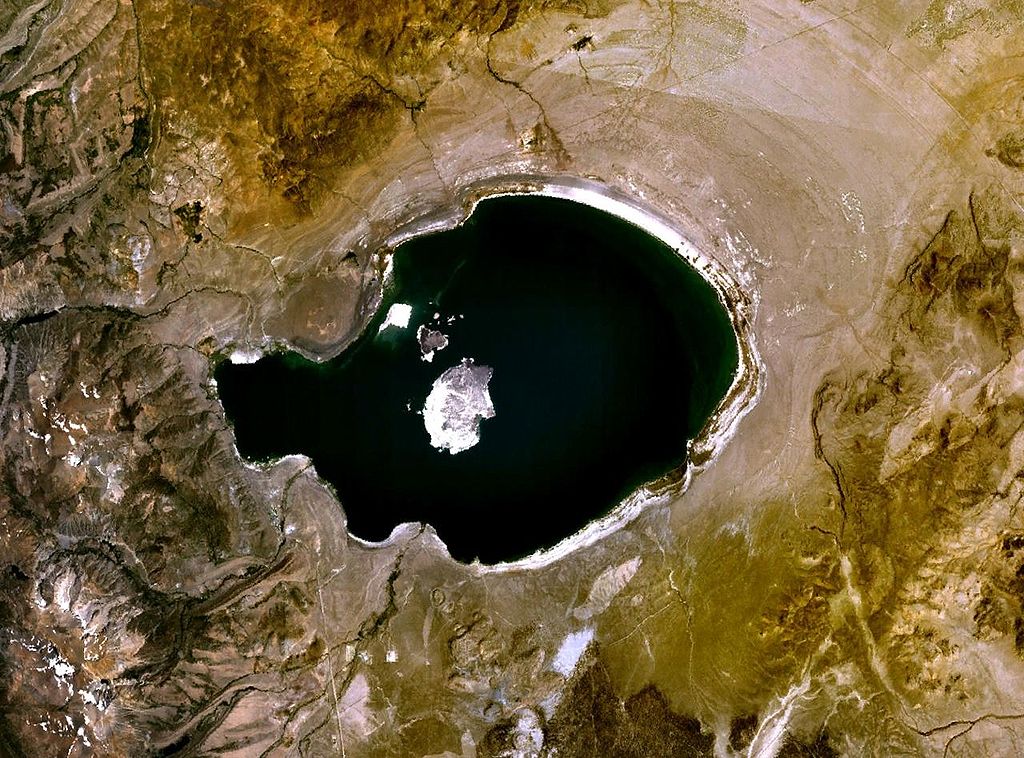 mono lake landsat