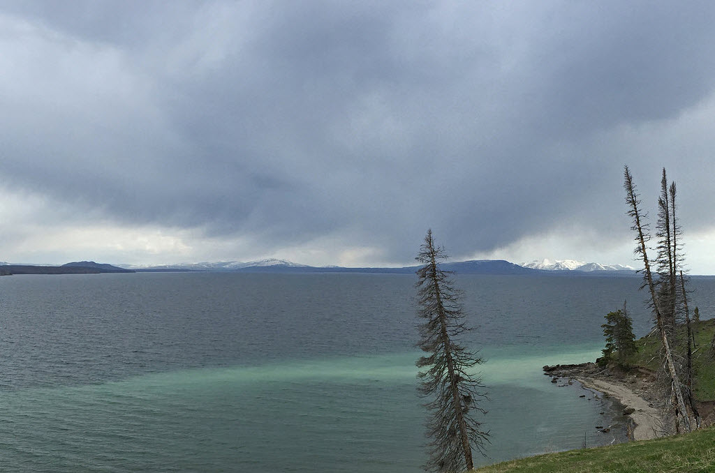 yellowstone lake